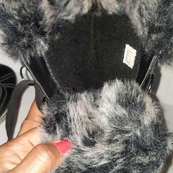 Northside Black Faux Fur Mid Calf Snow Boots Women's Size 8 - Picture 9 of 11